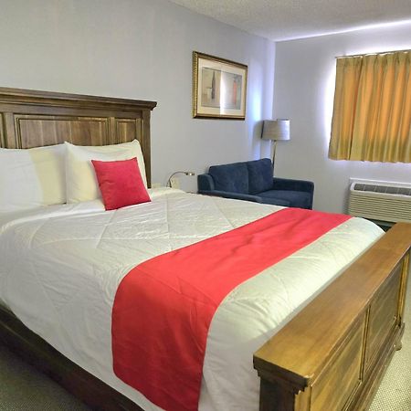 American Inn Ozark Bagian luar foto