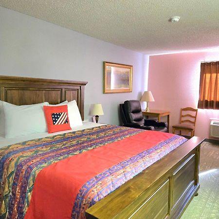 American Inn Ozark Bagian luar foto